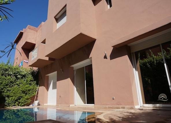VILLA INDIVIDUELLE 4CH À TARGA