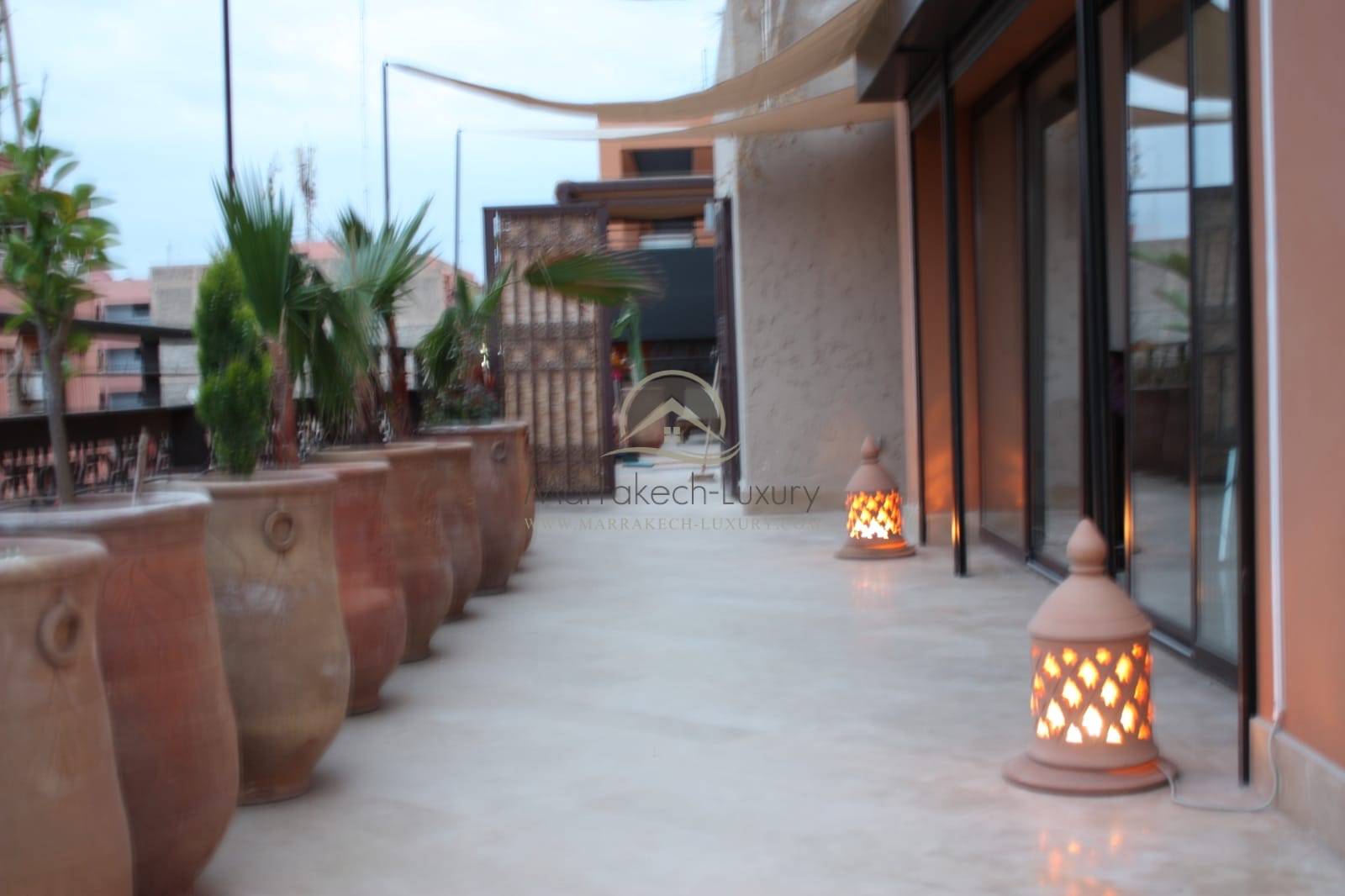 SPLENDIDE APPARTEMENT DE PRESTIGE AU CŒUR DU MARRAKECH