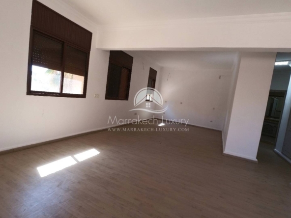 Villa avec piscine à Targa proche de Carrefour