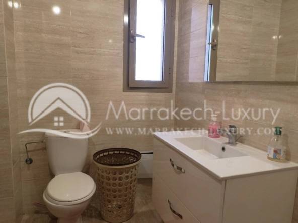 Appartement lumineux Dernier étage de 3 chambres avec Terrasse à Prestigia