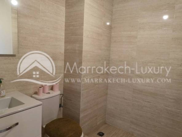 Appartement lumineux Dernier étage de 3 chambres avec Terrasse à Prestigia