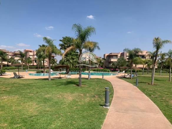 Appartement lumineux Dernier étage de 3 chambres avec Terrasse à Prestigia